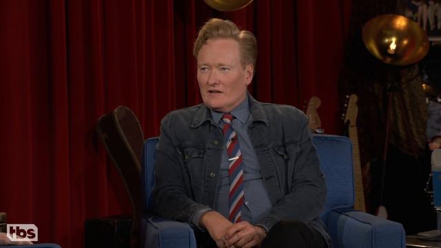 Dana Carvey’s Outdated Lennon & McCartney Impression - CONAN on TBS смотреть онлайн