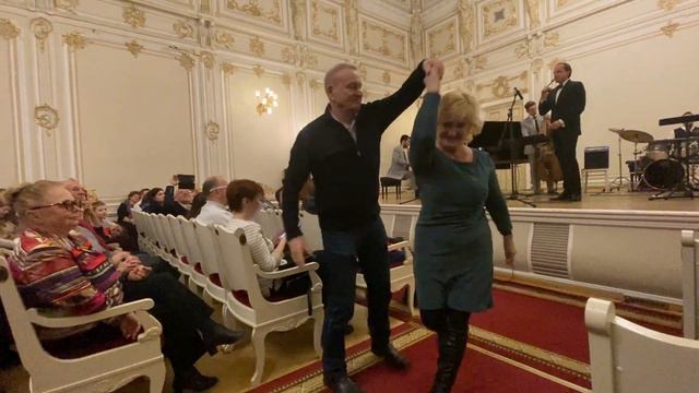 #ДмитрийНосков #АнсамбльМЕЛОДИЯГеоргияГараняна #StrangersintheNight