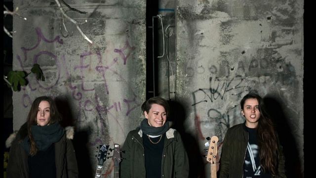 Tús Nua - Common reaction (Uh Huh Her COVER) смотреть онлайн
