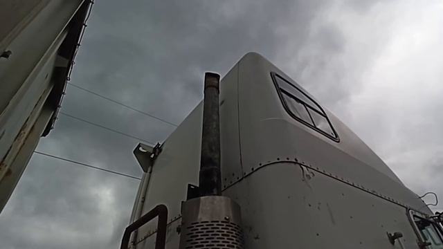 Дальнобой.48 / Freightliner FLB к бою готов !!! СКОРО В РЕЙС! Ключ на старт....ПОЕХАЛИ! смотреть онлайн