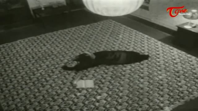 Maro Charitra Movie Songs | Vidhi Cheyu Video Song | Kamal Hasan, Saritha смотреть онлайн