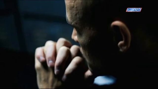 Jarkko Ruutu Snickers Nutcase Commercial смотреть онлайн
