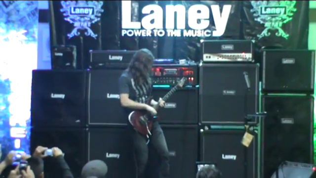 Kiko Loureiro - Pau De Arara - Panamá 2012