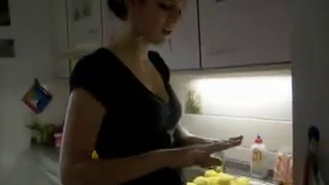 Bramboráky s uzeninou a nehtama смотреть онлайн