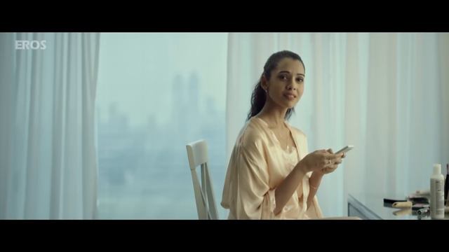John's girlfriend cheats on him | Dishoom | Movie Scene смотреть онлайн