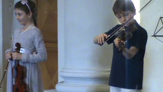 Saggio di violino di Aurora Cincinelli e Ludovico Portarena Scuola di musica A. Casasole смотреть онлайн
