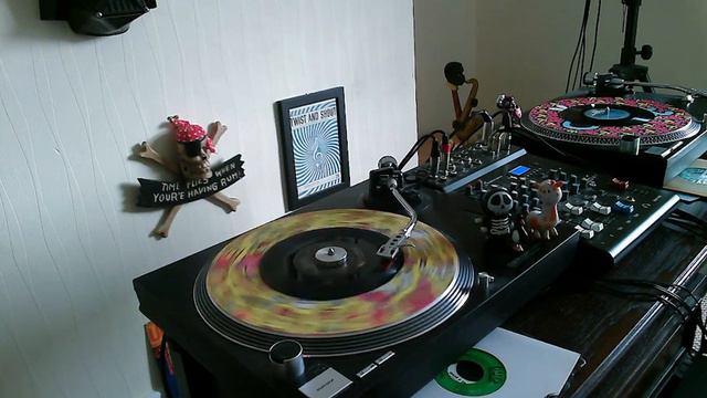 David Ruffin and Eddie Kendrick Don't Know Why You're Dreaming RCA 5313- 7- R смотреть онлайн