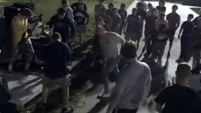 Losin' It @ Payne Skatepark Sarasota FL 10-7-11 смотреть онлайн