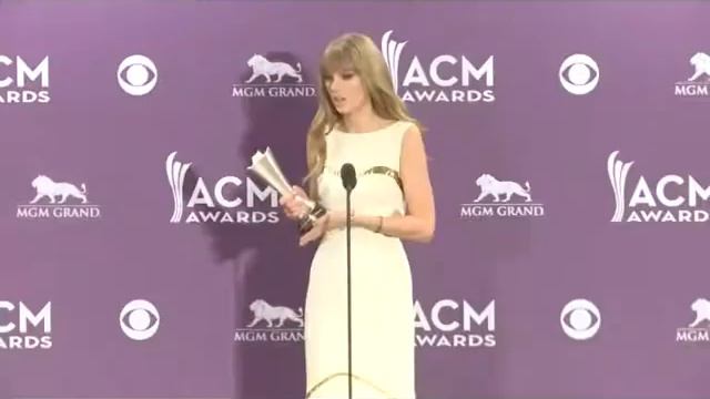 HEADLINER RU Тэйлор Свифт смотреть онлайн