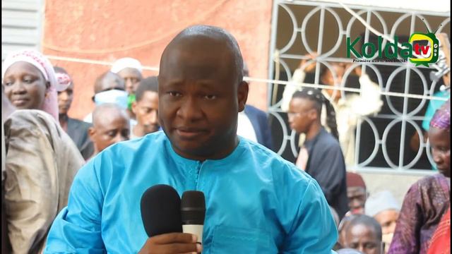 KOLDA L’accueil haut en couleurs du ministre MOUSSA BALDE смотреть онлайн