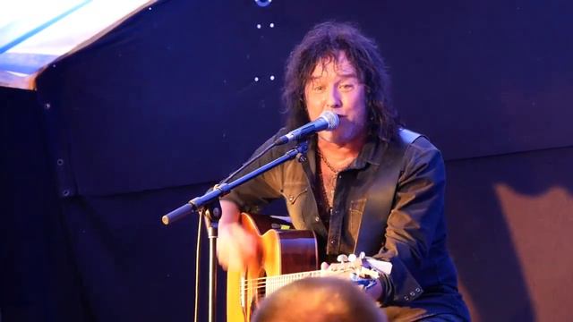 Åge Sten Nilsen - Love Is All Over Me - Privaten Café - 26.07.19