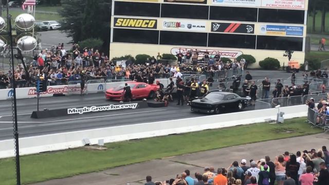 Ryan Martin “Fireball Camaro” vs Dodge Challenger at No Prep Kings Maple Grove смотреть онлайн