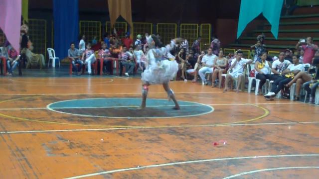 LAYSA CASTELLE RAINHA DO BAIÃO MIX 2014