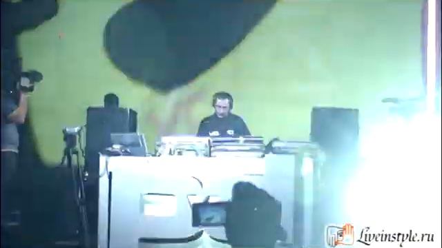 Paul van Dyk In Between Tour 2007, Kiev, IEC [PART 1] смотреть онлайн