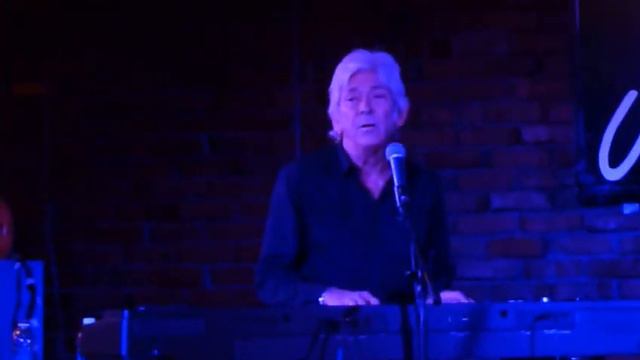 Ian McLagan W  Debris 10 22 2014 Johnny D's W P1080662