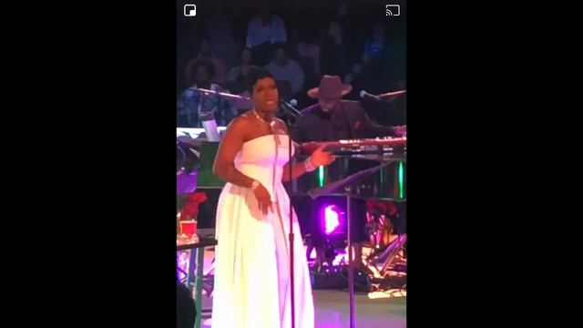Fantasia Barrino Live Performance