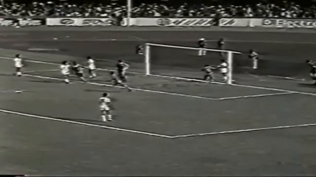 Exclusive: Watch Segun Odegbami recreate his first goal for Nigeria in the 1980 AFCON final. смотреть онлайн