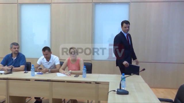 Report TV - Fund mandati, Nishani rrezikon Bashën, kthim në PD si kandidat смотреть онлайн