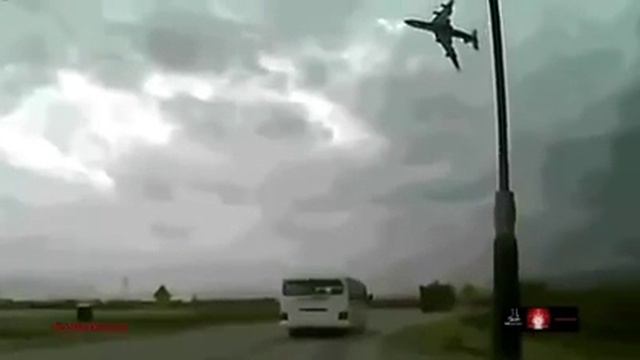 Plane crash смотреть онлайн