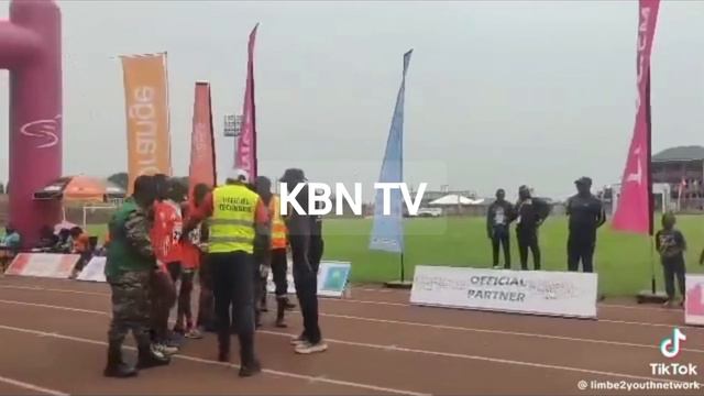 😭😭SAD NEWS!! How Kenyan athlete Charles Kipsang DI£D after finishing his race #RIP смотреть онлайн