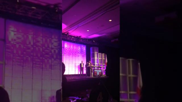 Meb Keflezighi 2014 Jesse Owens Acceptance speech смотреть онлайн
