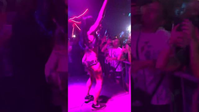 Inês Brasil - Make Love Boate Pandora