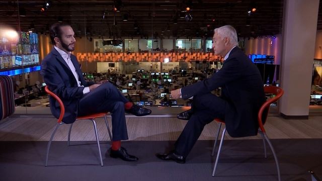 Jorge Ramos habla con el Alcalde de San Salvador, Nayib Bukele (Agosto 2015) смотреть онлайн
