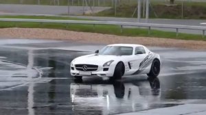 Ollie's Mercedes-Benz SLS GT AMG passenger experience at Mercedes-Benz World