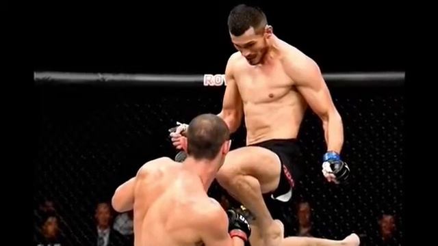 Бой UFC Махмуд Мурадов-Тревор Смит смотреть онлайн
