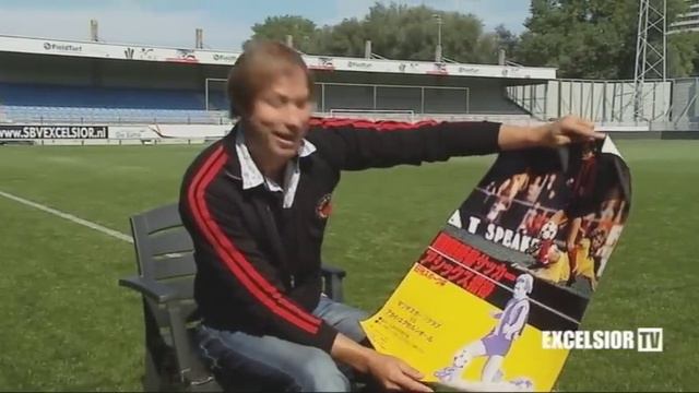 24/10/2011 Sander de Kramer over Van Hanegem en Israel смотреть онлайн