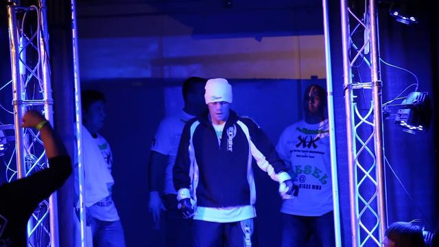 Joe Riggs Entrance at Made For War MMA смотреть онлайн