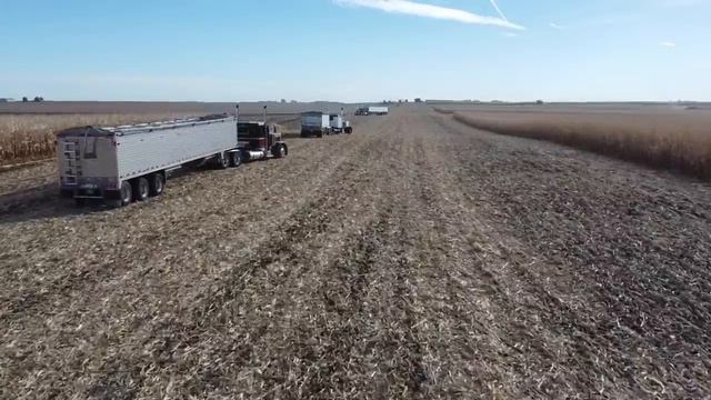 Farmers Helping Farmers. смотреть онлайн