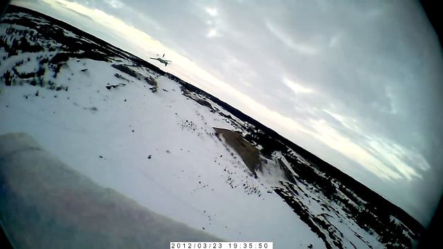 Lennätystä: Popwing Ja Maalis Ilta