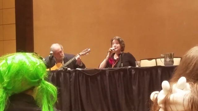 Ellen McLain and John Patrick Lowrie Perform at Zenkaikon 2017 смотреть онлайн