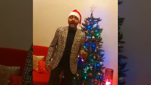 Aaron Fernandes - White Christmas Cover смотреть онлайн