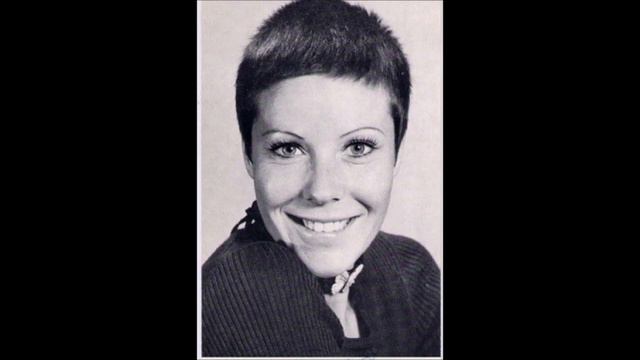 Beate Granzow und Kurt Huemer singen “Do do do” von Paul Abraham смотреть онлайн