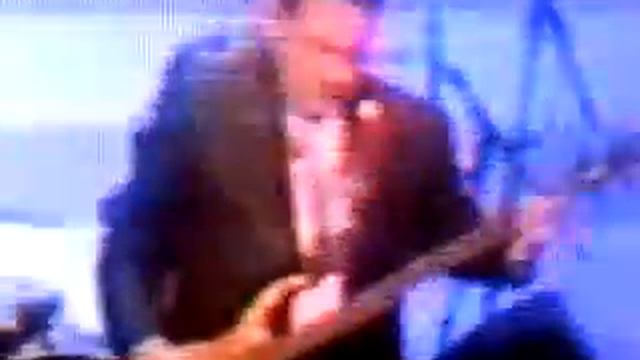 mike huckabee shreds the guitar смотреть онлайн