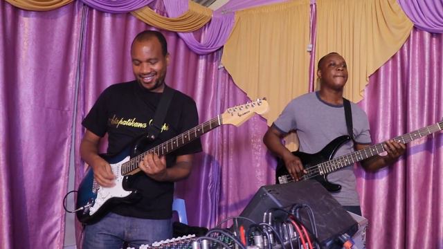 Zaidi ya Johari sms SKIZA 5812394 to 811 смотреть онлайн