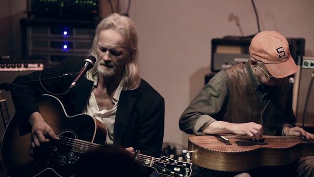 Derek Lind - The Sad Tourist