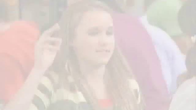 Emily Osment- *Real Wild Child* смотреть онлайн