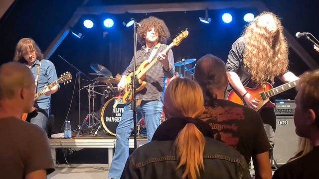 Are You Ready - Brian Downey's Alive and Dangerous in Joldelund 25.10.21 смотреть онлайн