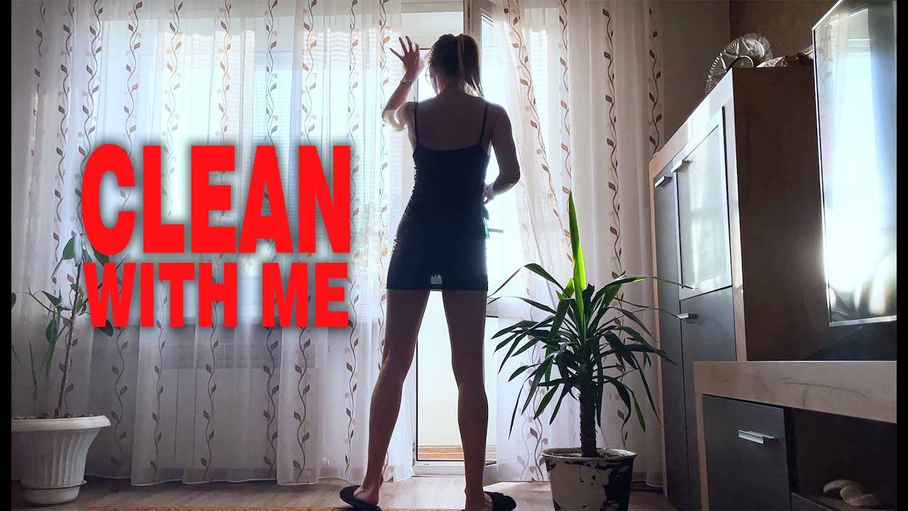 🔞 Fit Tina Cleaning In The Home.