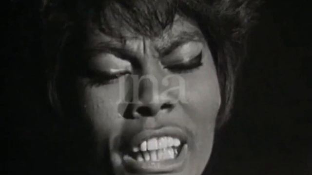 Dionne Warwick | In Between The Heartaches | Live | 1965 смотреть онлайн