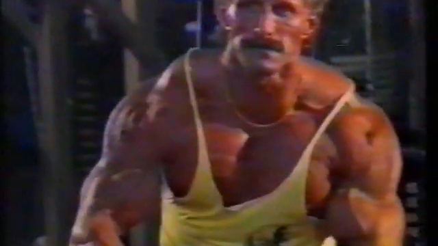 Hubert Metz 1987 Posing,Workout смотреть онлайн