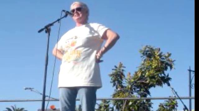 Sharon Gless at the San Francisco Dyke March. June 27, 2009 смотреть онлайн