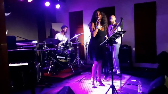 Mariangela Morais All'Elegance Cafè