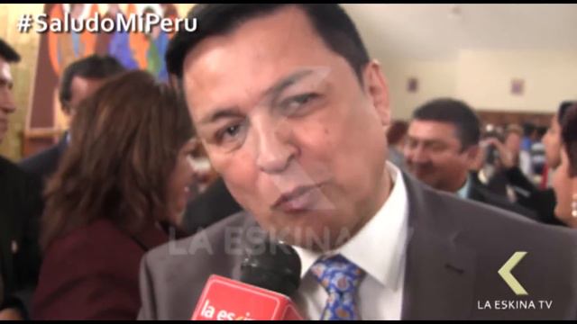 JUAN SOTOMAYOR, SALUDA A MI PERU / PRENSA LA ESKINA смотреть онлайн