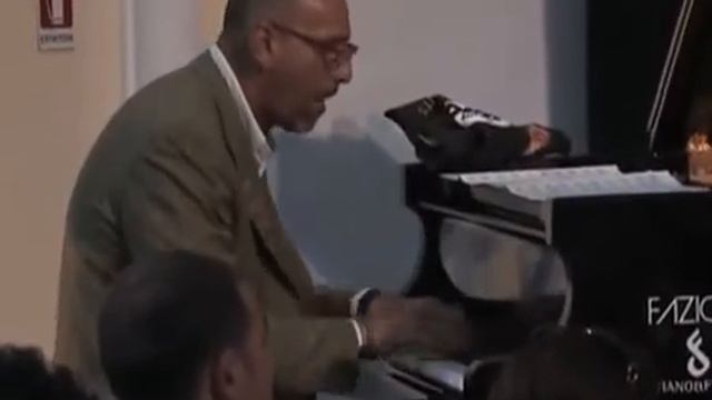 Joe Locke, Dado Moroni, Rosario Giuliani a UmbriaJazz 09 смотреть онлайн