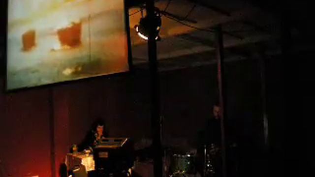 Camusi @ Officine, Roma (soundtrack for Derek Jarman's The Shadow of the Sun) 2/4 смотреть онлайн