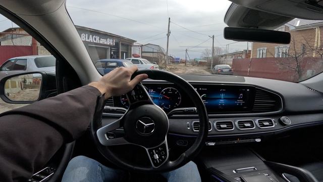 2020 Mercedes-Benz GLE 300d 4Matic POV TEST DRIVE
